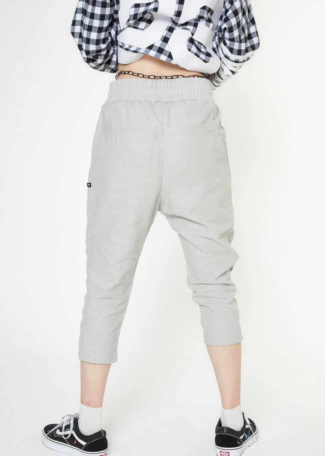 Konus Unisex Cropped Pants With Side Panels in Grey