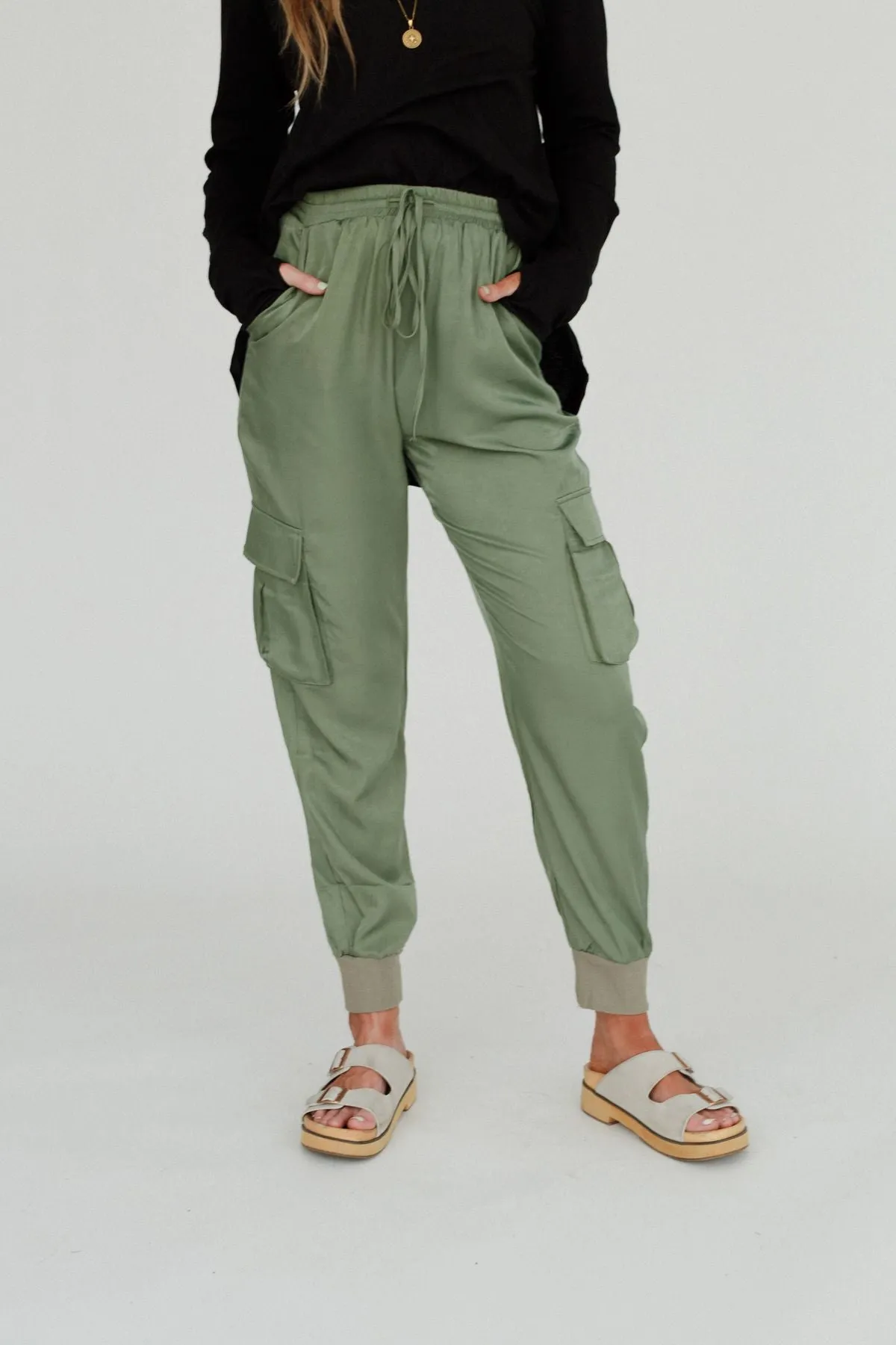 Stasia Cargo Pant - Olive