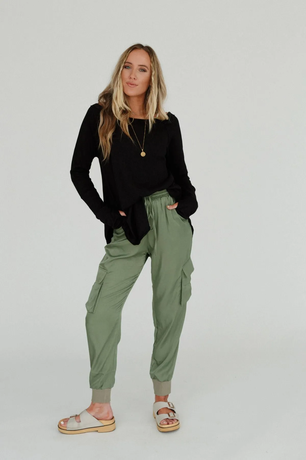 Stasia Cargo Pant - Olive